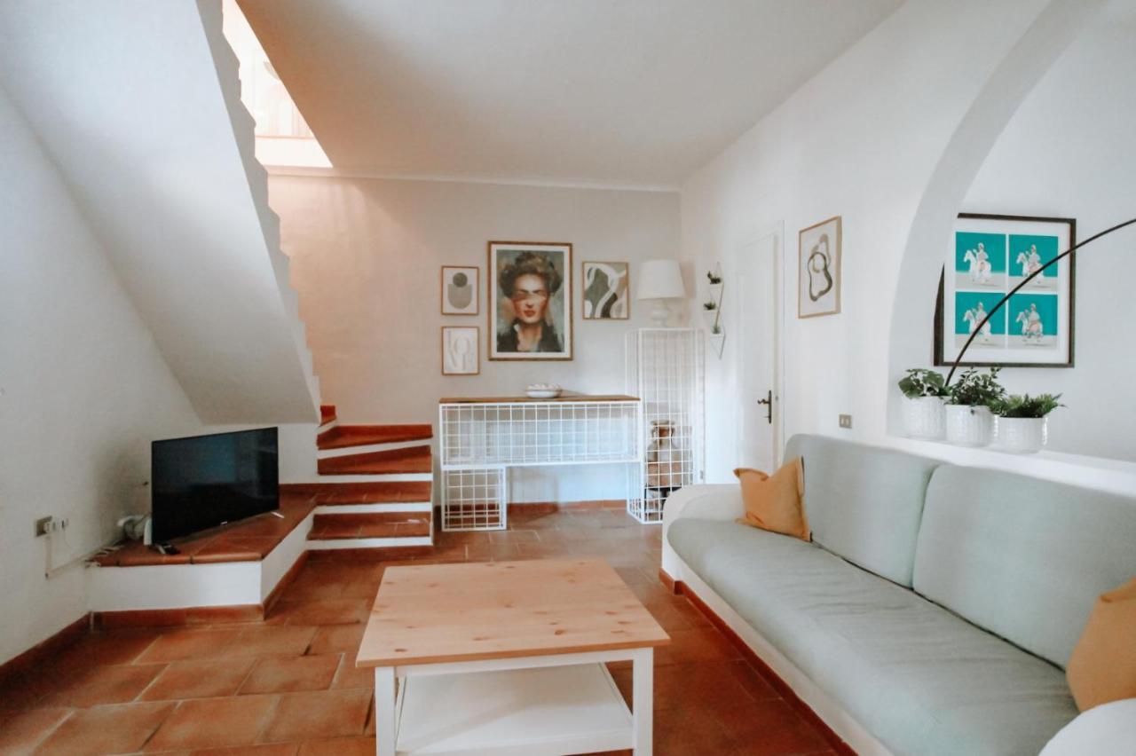 Casa Di Gio Villa Pula Exteriör bild